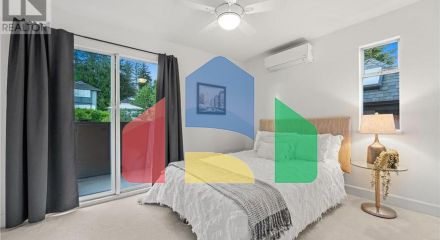 Residential - Single Family Home - North Vancouver, Canada - Canada