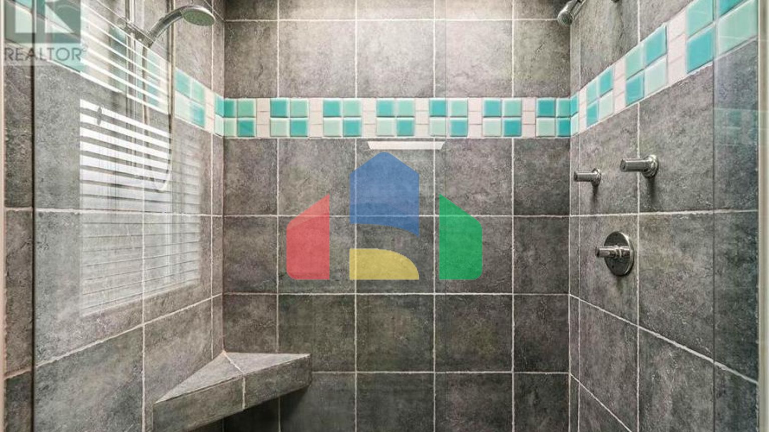 Residential - Single Family Home - North Vancouver, Canada - Canada