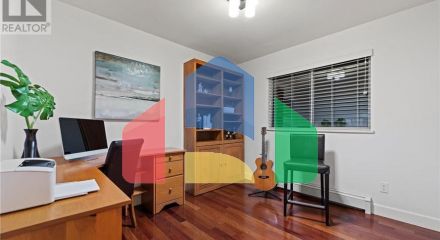 Residential - Single Family Home - North Vancouver, Canada - Canada
