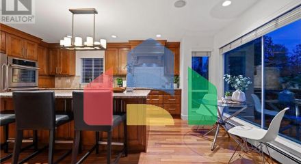 Residential - Single Family Home - North Vancouver, Canada - Canada
