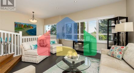 Residential - Single Family Home - North Vancouver, Canada - Canada