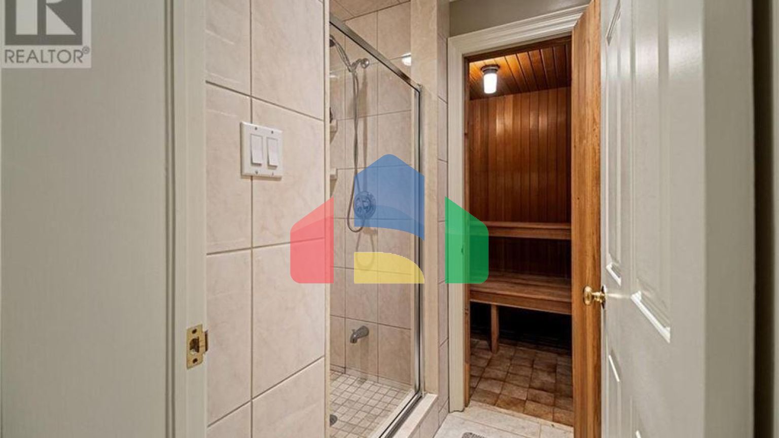 Residential - Single Family Home - Oakville, Canada - Canada