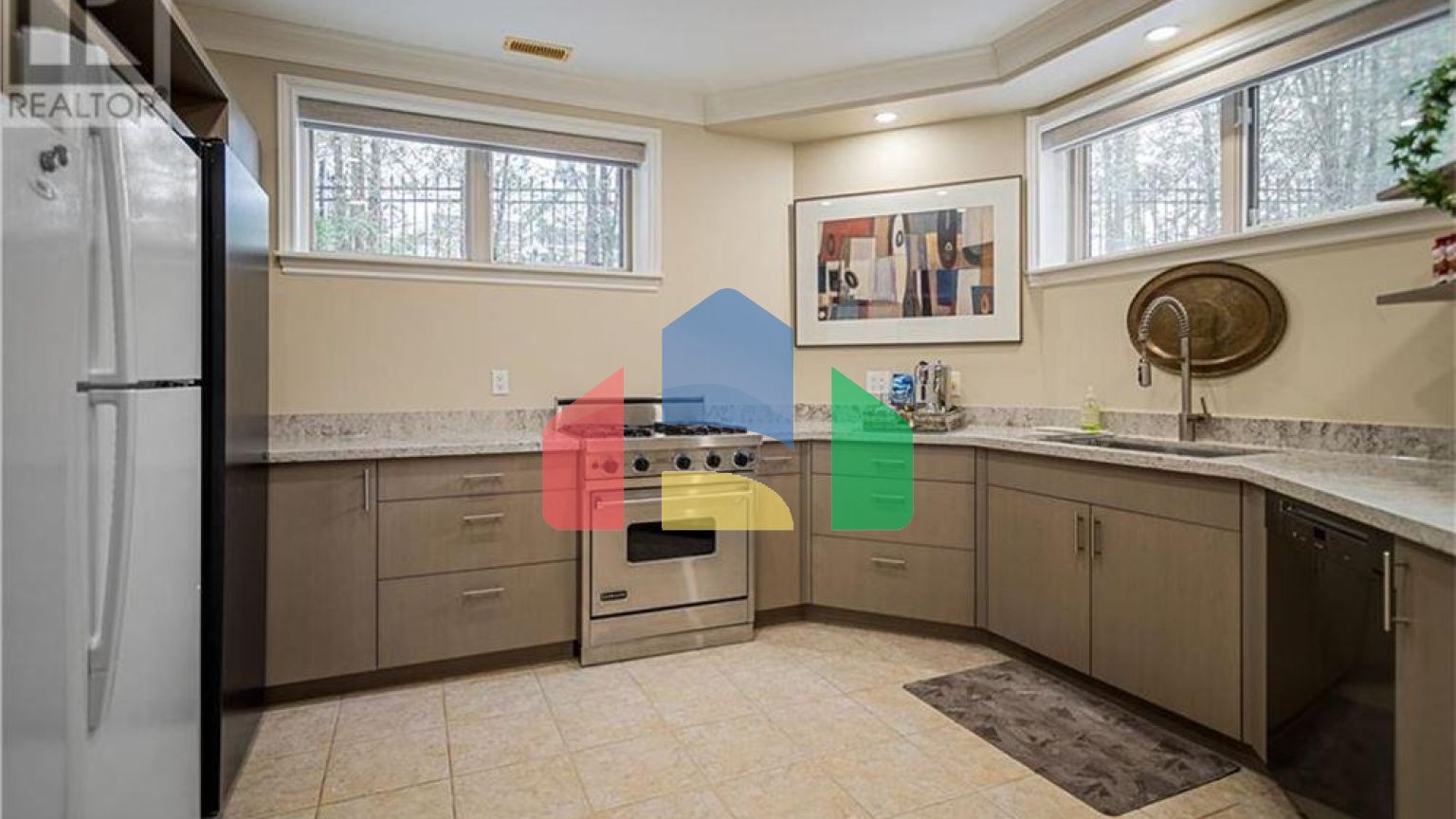 Residential - Single Family Home - Oakville, Canada - Canada