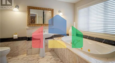 Residential - Single Family Home - Oakville, Canada - Canada