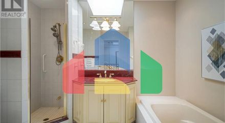 Residential - Single Family Home - Oakville, Canada - Canada