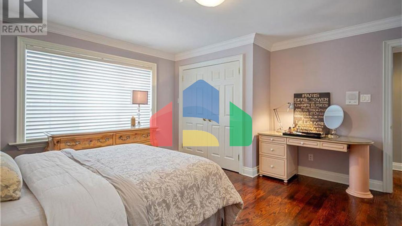 Residential - Single Family Home - Oakville, Canada - Canada