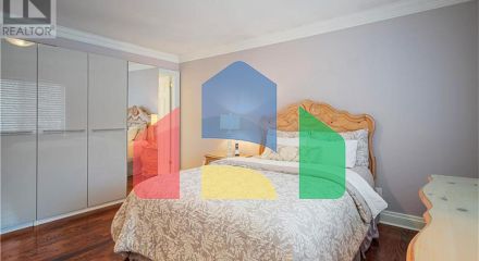 Residential - Single Family Home - Oakville, Canada - Canada