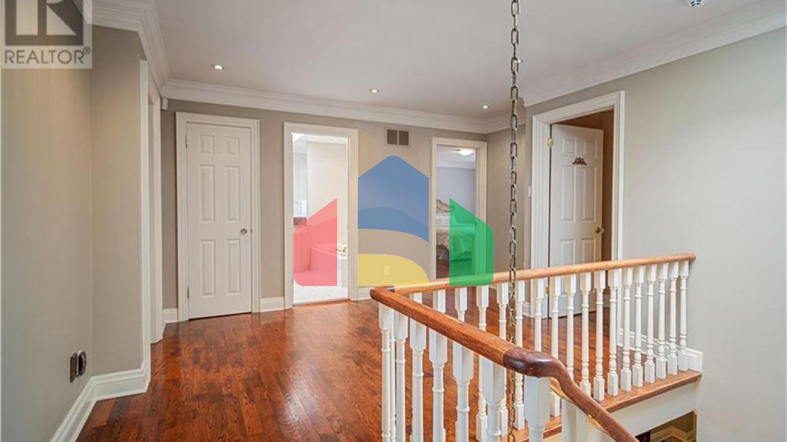 Residential - Single Family Home - Oakville, Canada - Canada