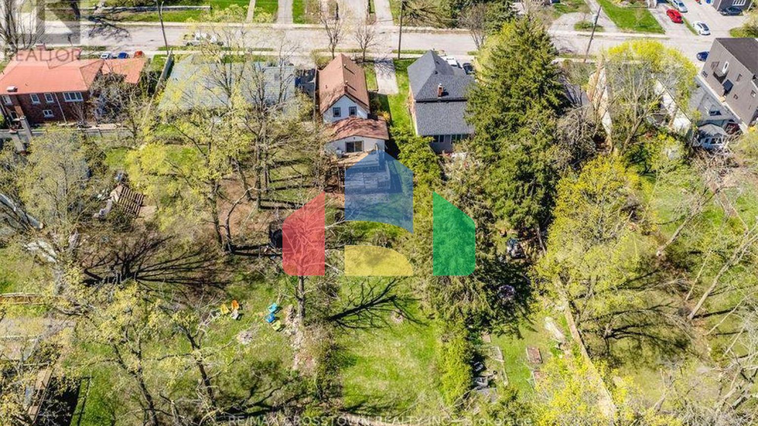 Residential - Single Family Home - Orillia, Canada - Canada