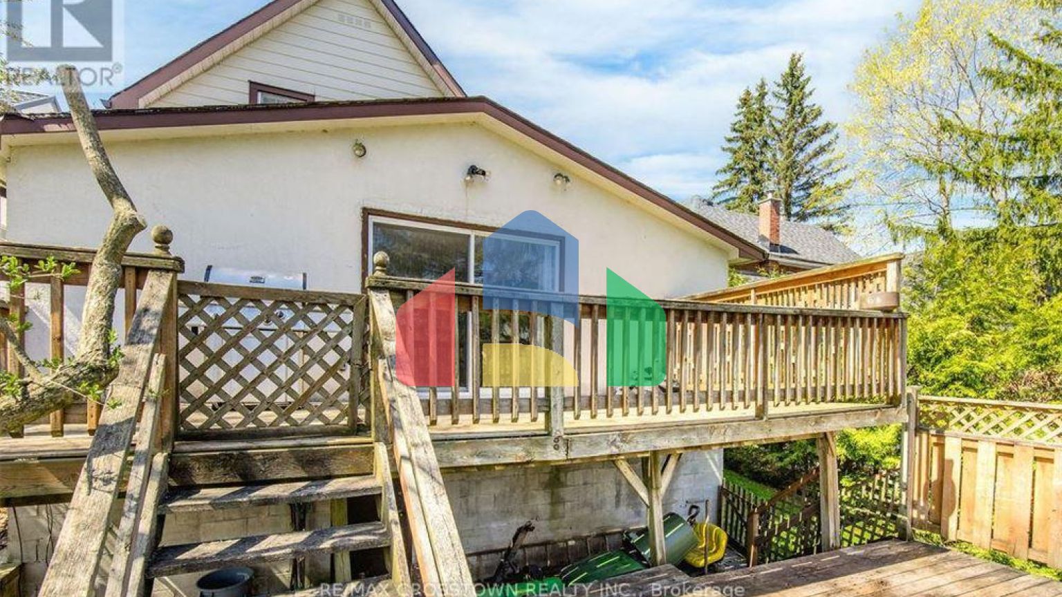 Residential - Single Family Home - Orillia, Canada - Canada