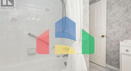 Residential - Single Family Home - Orillia, Canada - Canada Residential - Single Family Home - Orillia, Canada - Canada