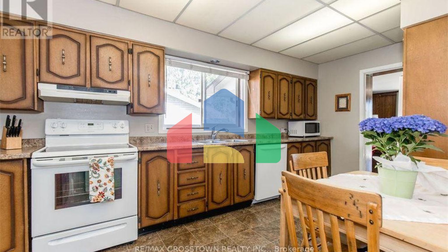 Residential - Single Family Home - Orillia, Canada - Canada