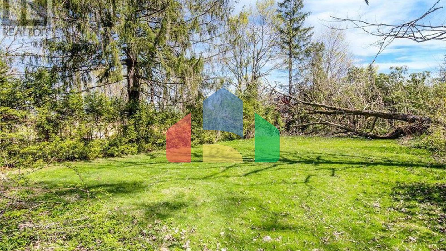 Residential - Single Family Home - Orillia, Canada - Canada