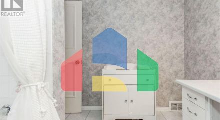 Residential - Single Family Home - Orillia, Canada - Canada