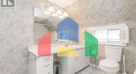 Residential - Single Family Home - Orillia, Canada - Canada