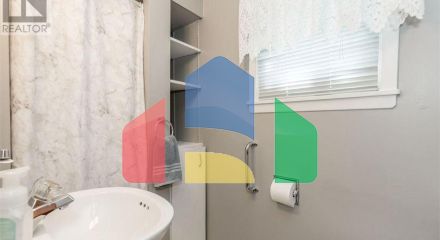 Residential - Single Family Home - Orillia, Canada - Canada