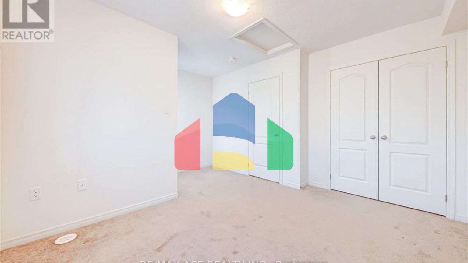 Residential - Condo/Apartment - Oshawa, Canada - Canada