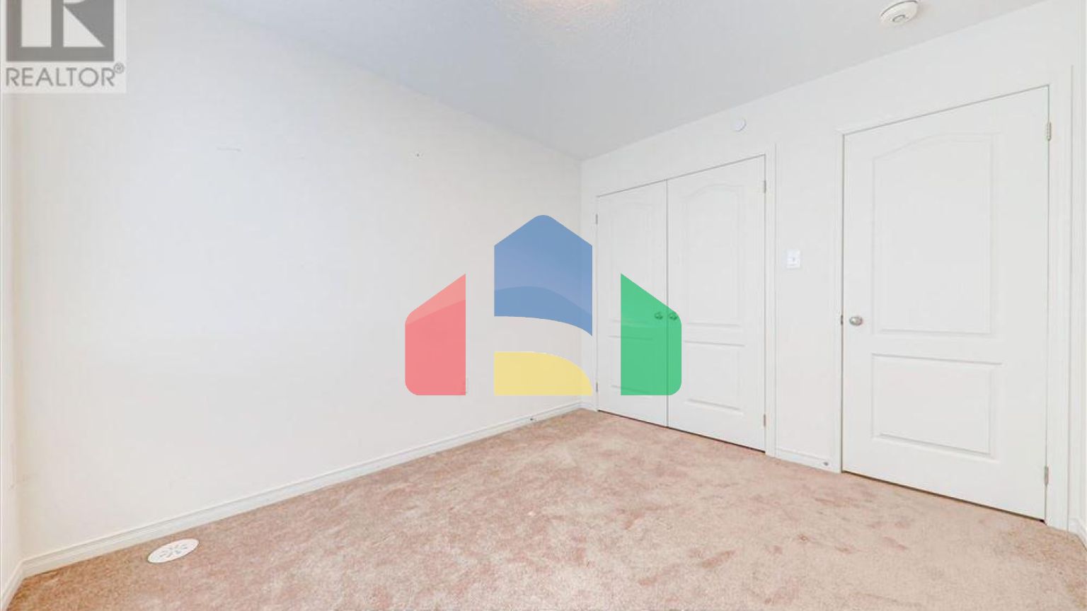 Residential - Condo/Apartment - Oshawa, Canada - Canada