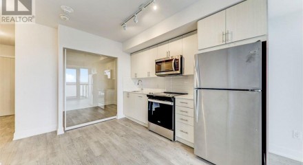 Residential - Condo/Apartment - Oshawa, Canada - Canada
