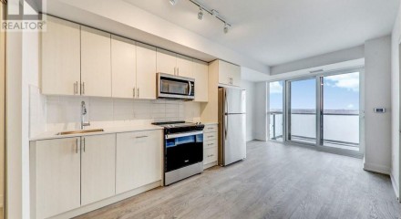 Residential - Condo/Apartment - Oshawa, Canada - Canada