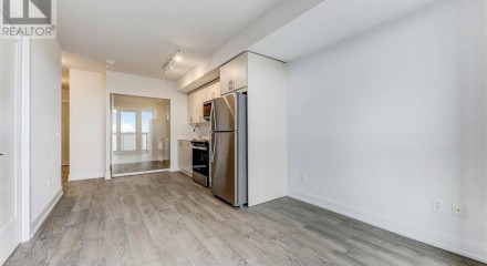 Residential - Condo/Apartment - Oshawa, Canada - Canada