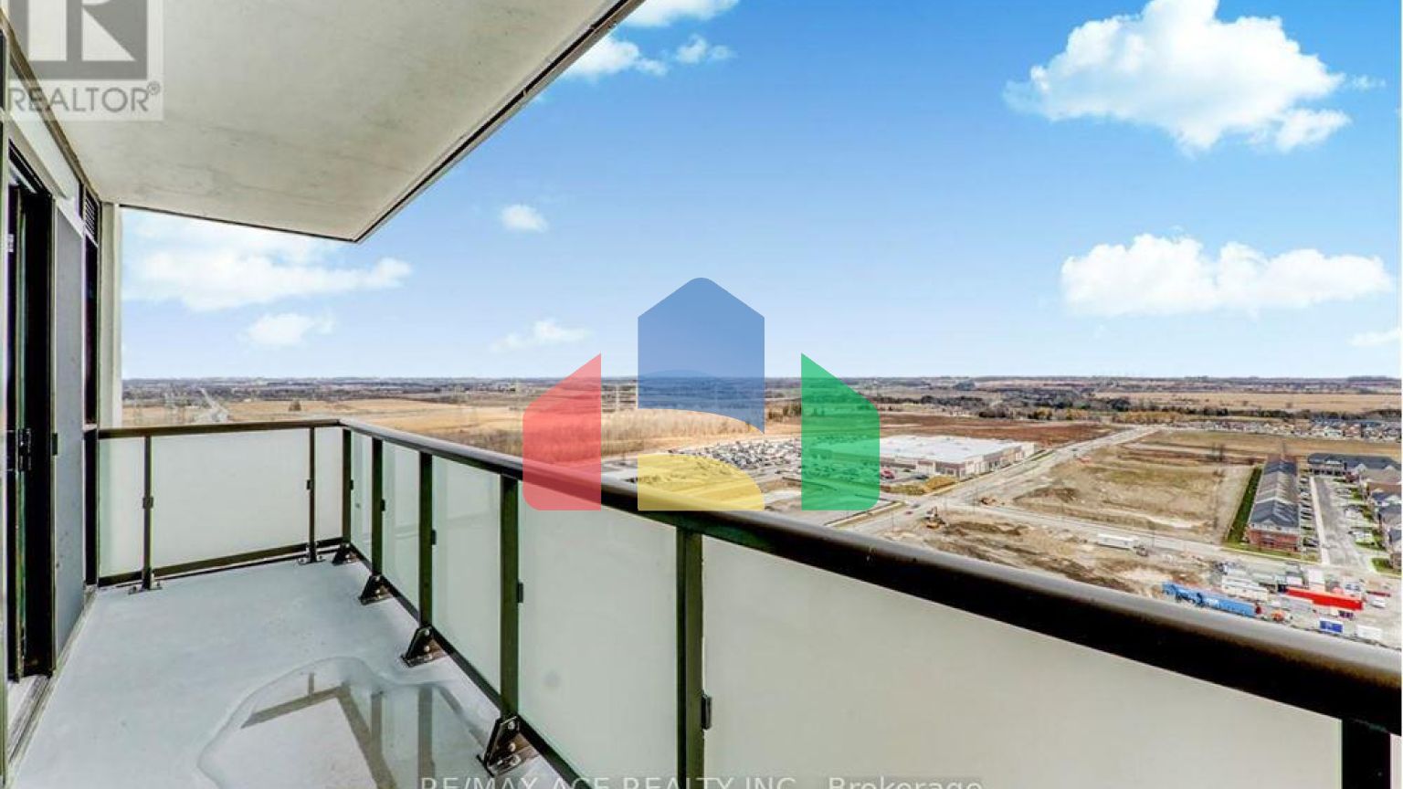 Residential - Condo/Apartment - Oshawa, Canada - Canada