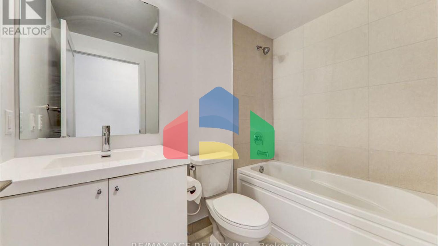 Residential - Condo/Apartment - Oshawa, Canada - Canada