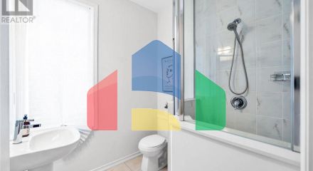 Residential - Condo/Apartment - Oshawa, Canada - Canada