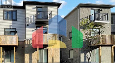 Residential - Single Family Home - Oshawa, Canada - Canada Residential - Single Family Home - Oshawa, Canada - Canada