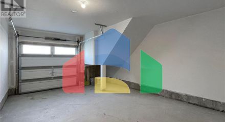 Residential - Single Family Home - Oshawa, Canada - Canada Residential - Single Family Home - Oshawa, Canada - Canada