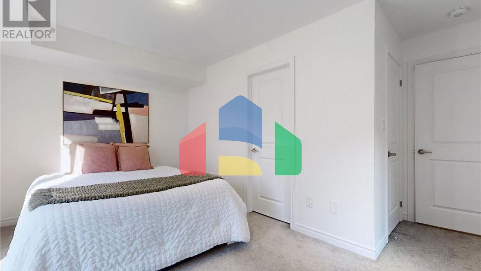 Residential - Single Family Home - Oshawa, Canada - Canada