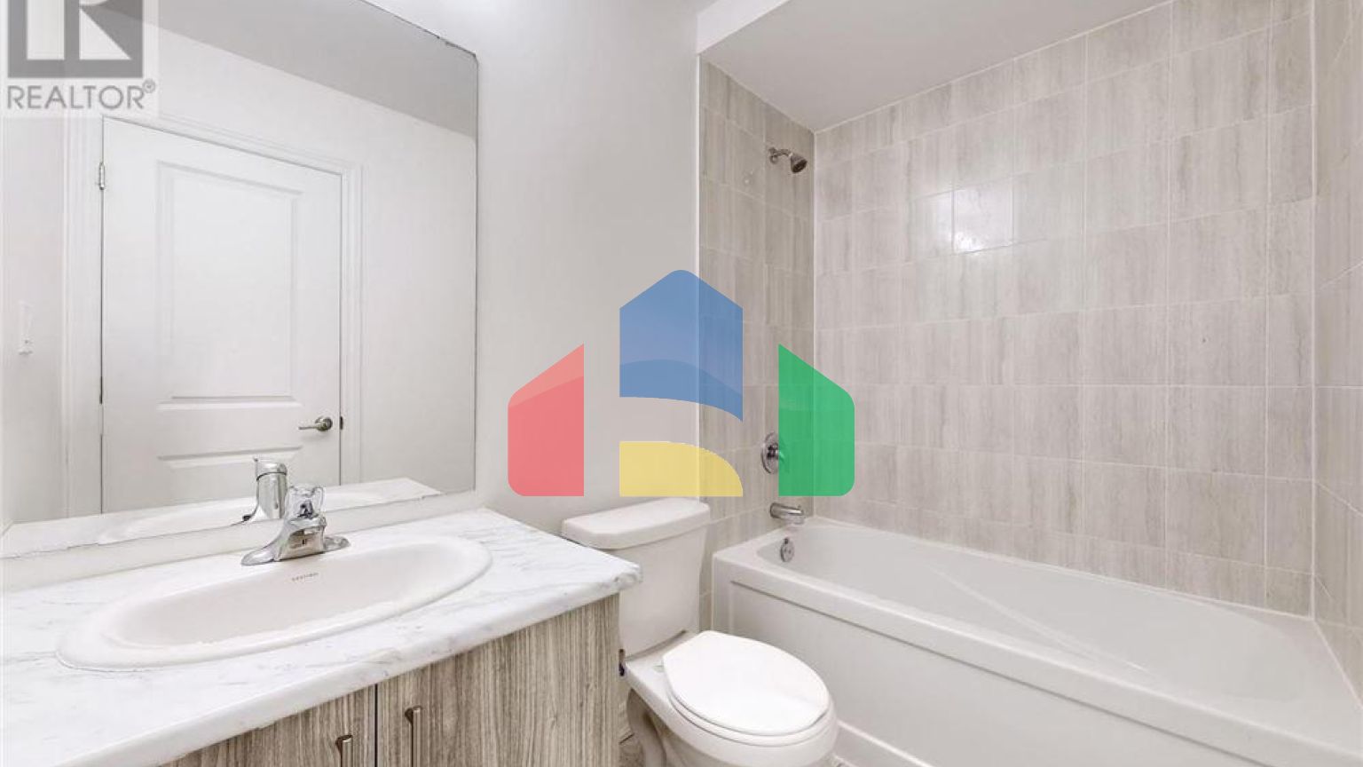 Residential - Single Family Home - Oshawa, Canada - Canada