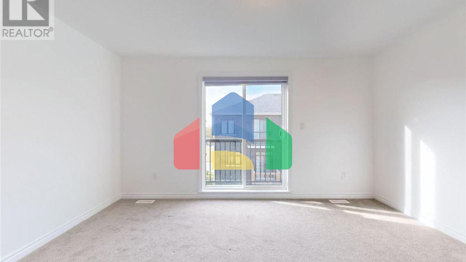 Residential - Single Family Home - Oshawa, Canada - Canada