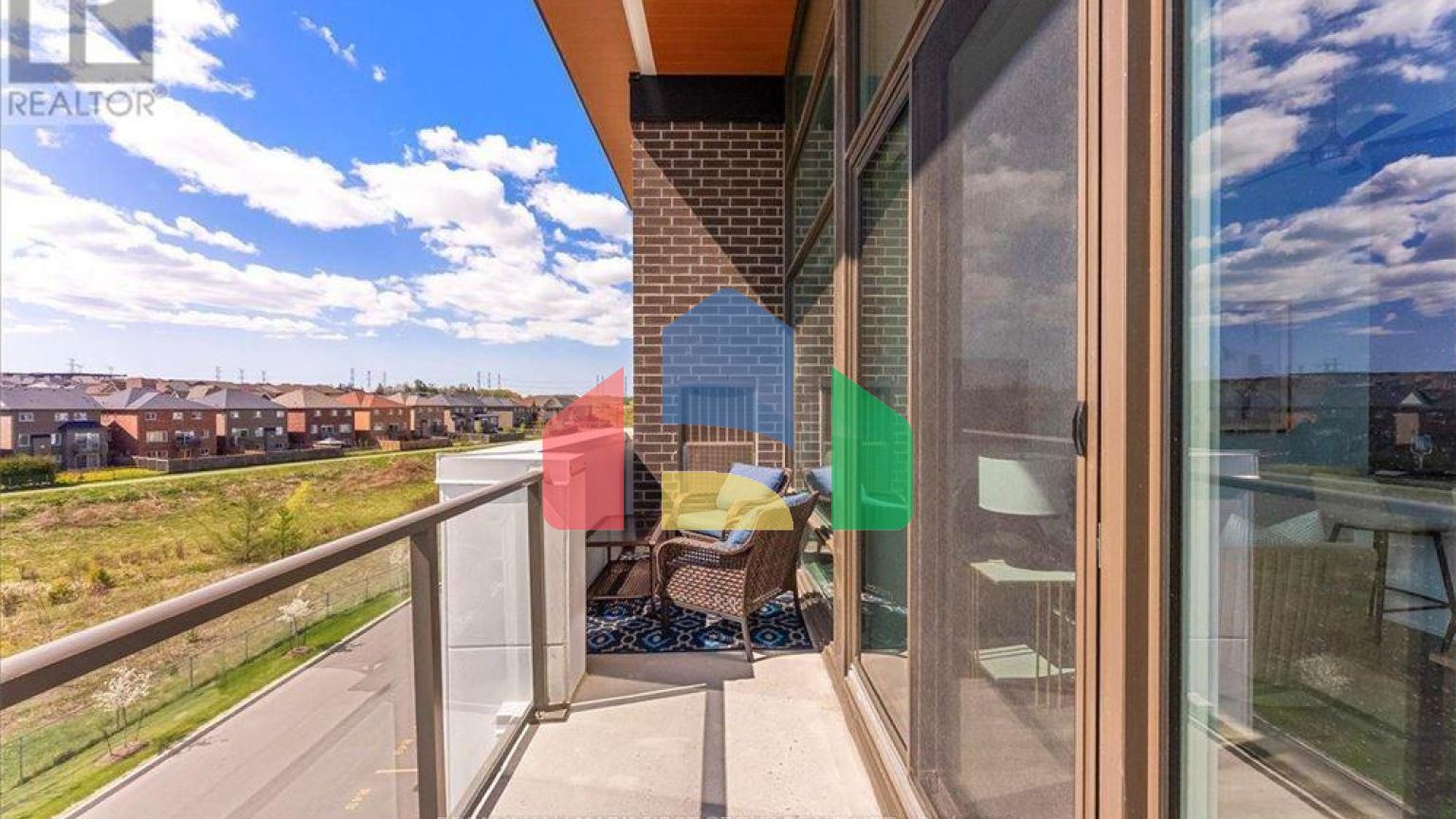 Residential - Condo/Apartment - Oshawa, Canada - Canada