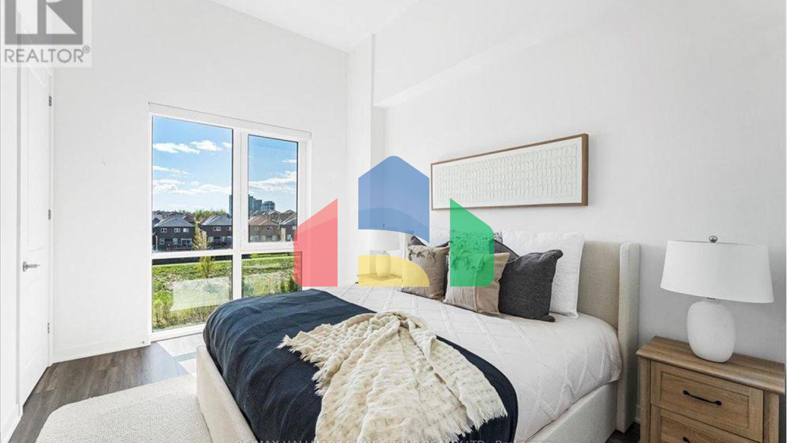 Residential - Condo/Apartment - Oshawa, Canada - Canada