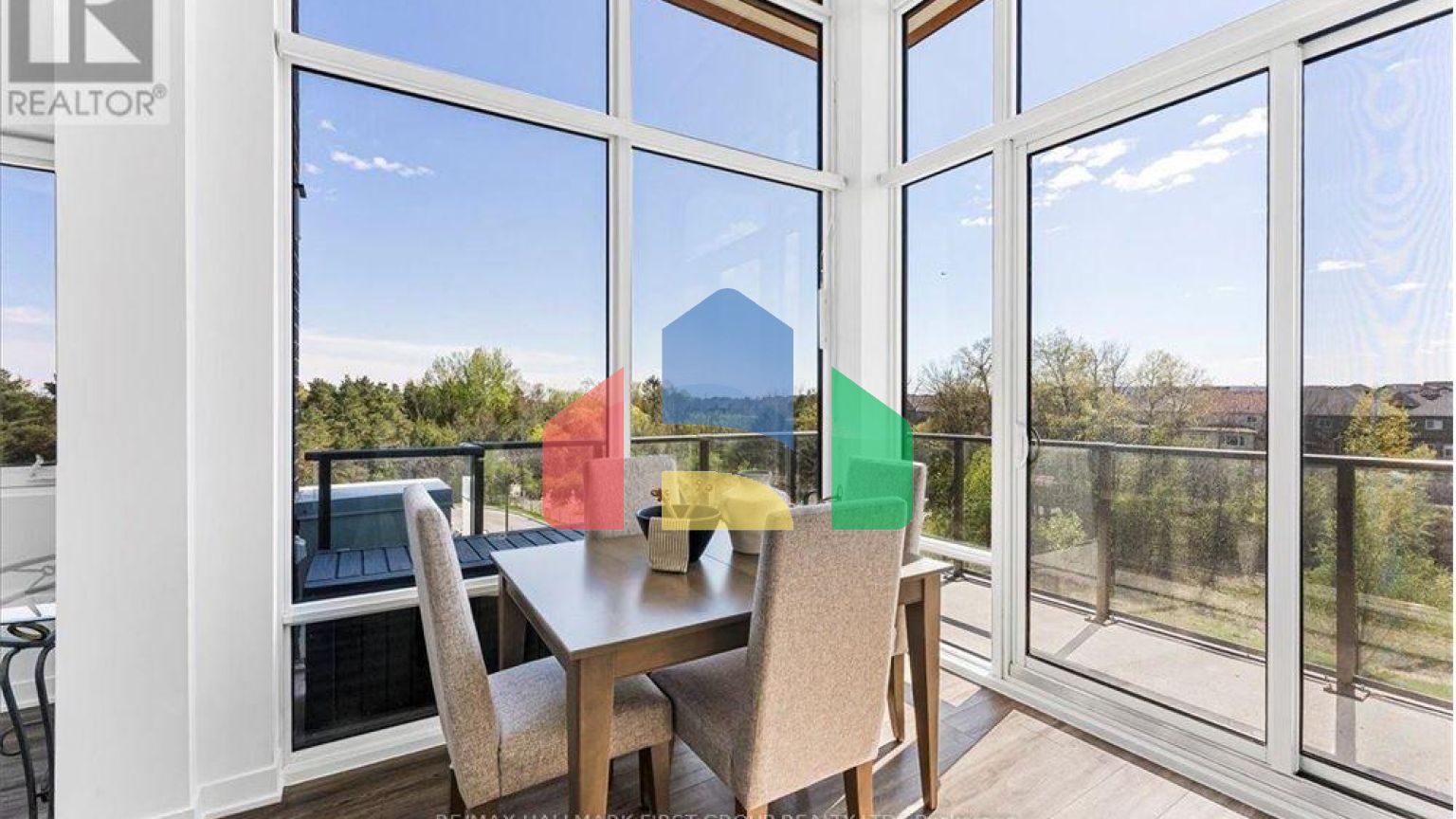 Residential - Condo/Apartment - Oshawa, Canada - Canada