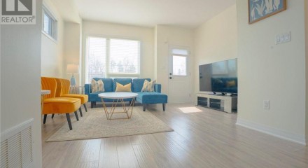Residential - Single Family Home - Oshawa, Canada - Canada