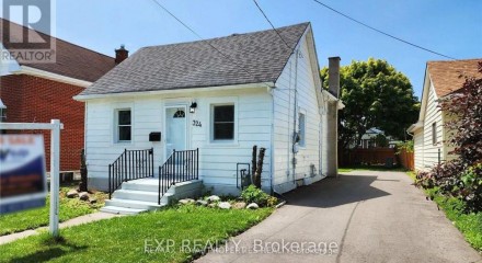 Residential - Single Family Home - Oshawa, Canada - Canada