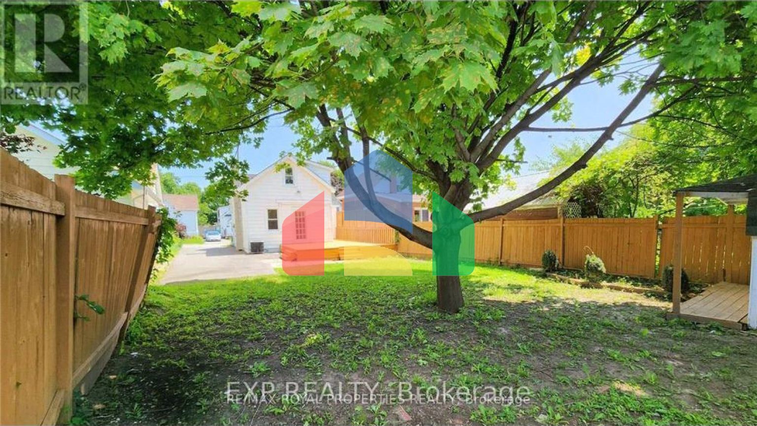 Residential - Single Family Home - Oshawa, Canada - Canada