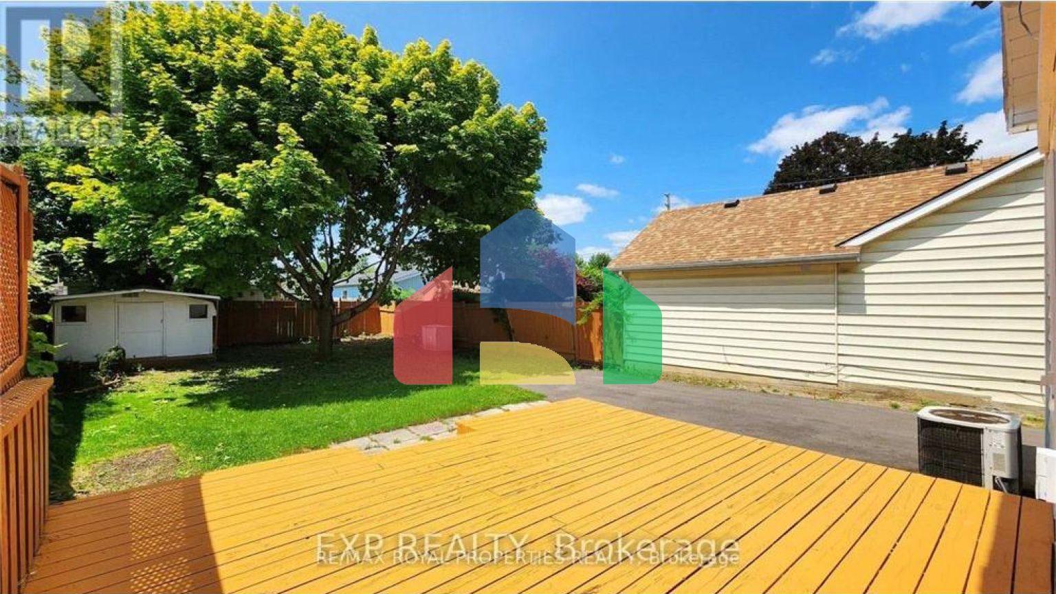 Residential - Single Family Home - Oshawa, Canada - Canada