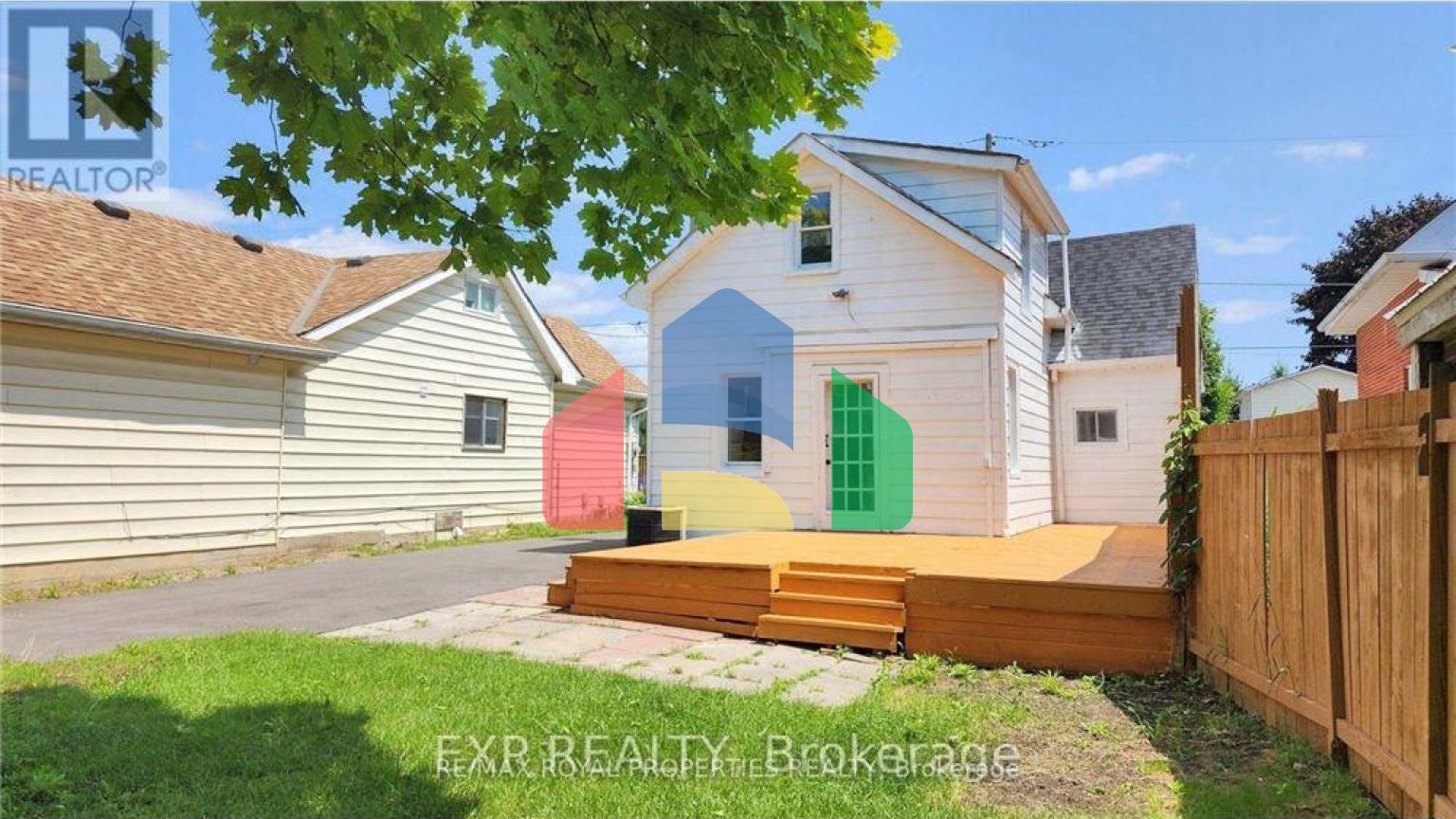 Residential - Single Family Home - Oshawa, Canada - Canada