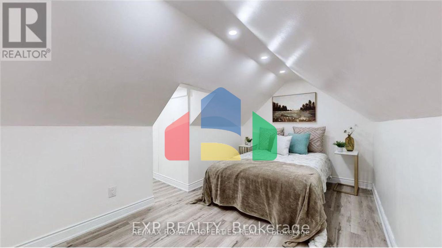 Residential - Single Family Home - Oshawa, Canada - Canada