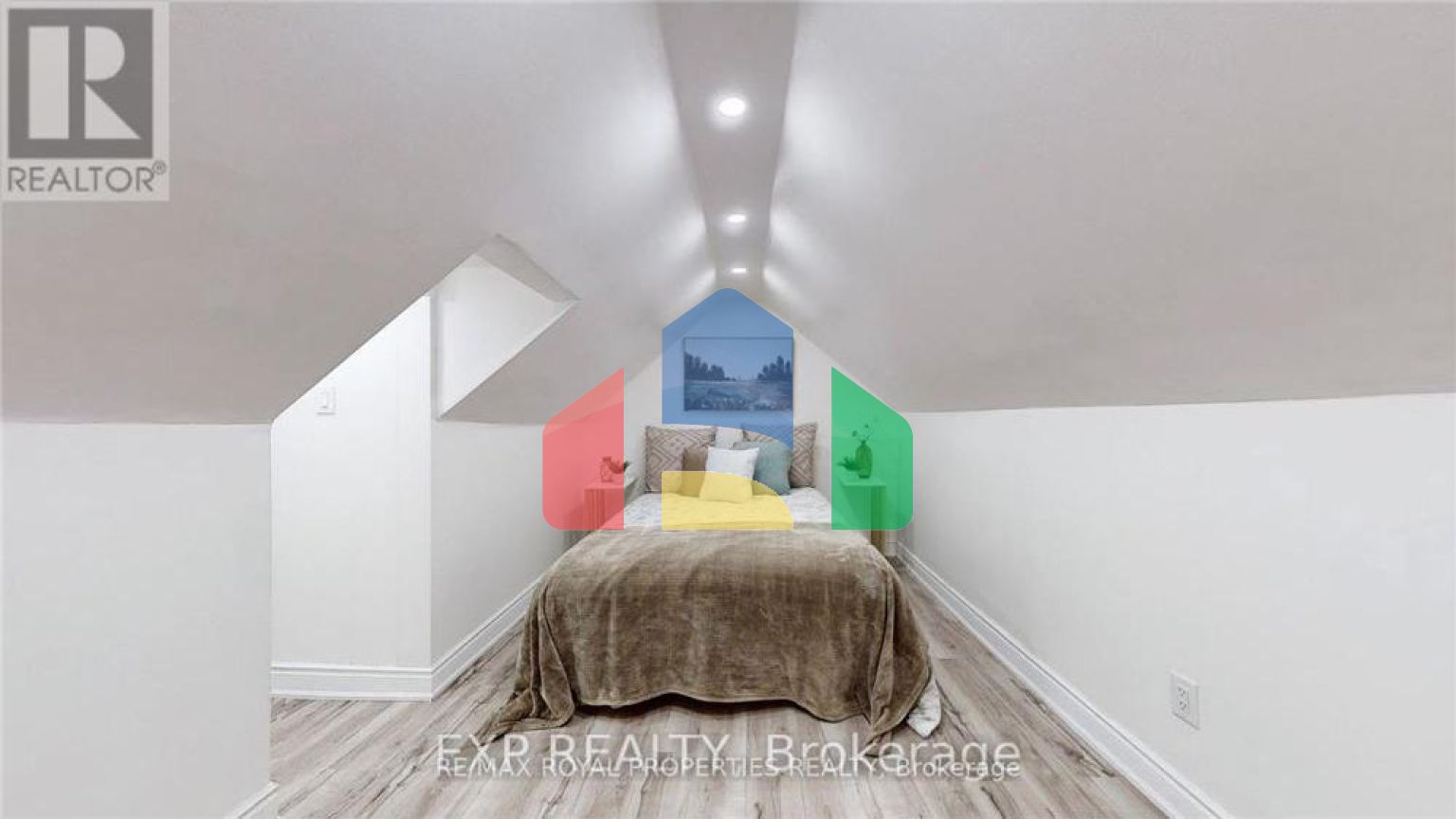 Residential - Single Family Home - Oshawa, Canada - Canada