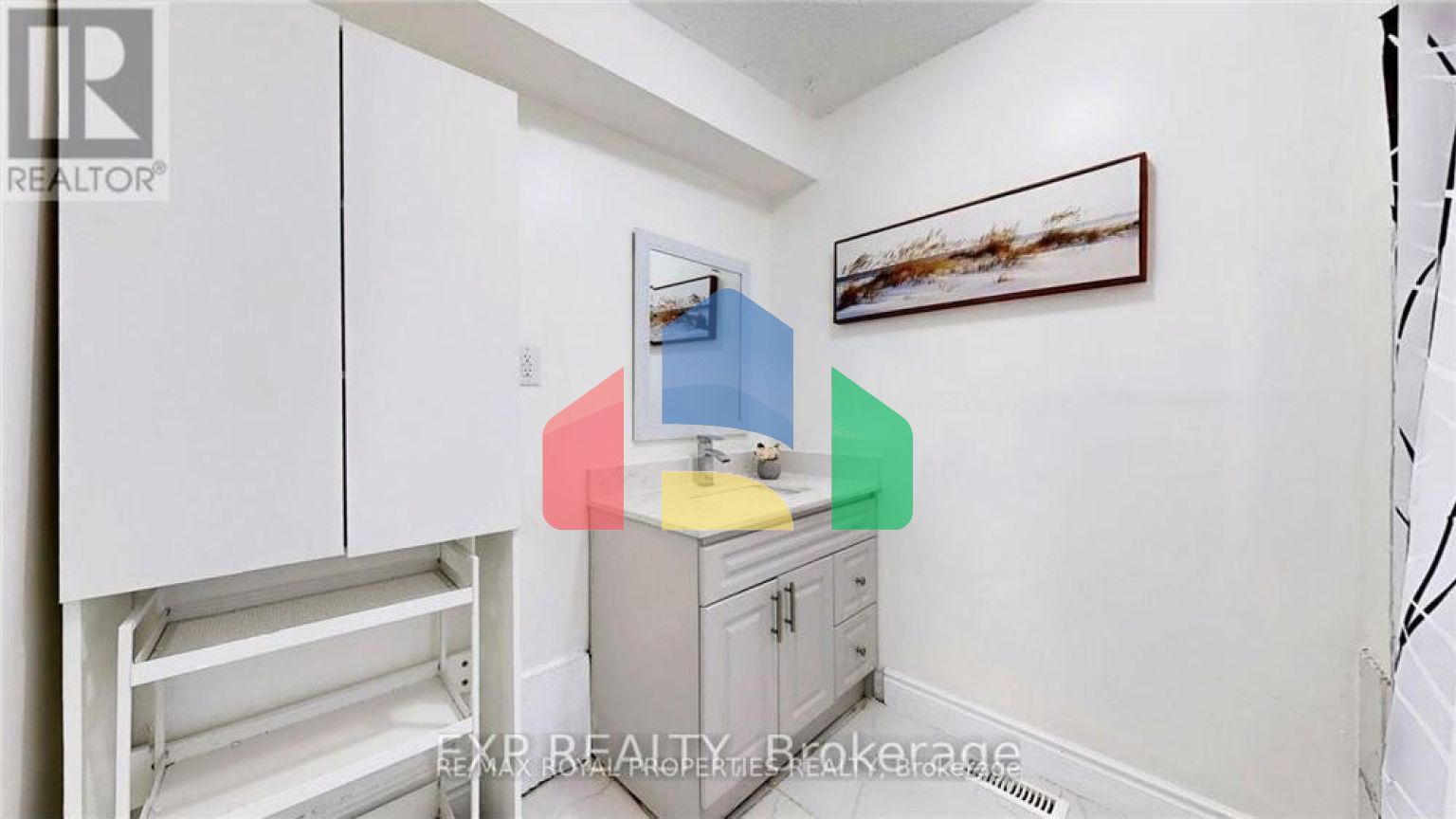 Residential - Single Family Home - Oshawa, Canada - Canada