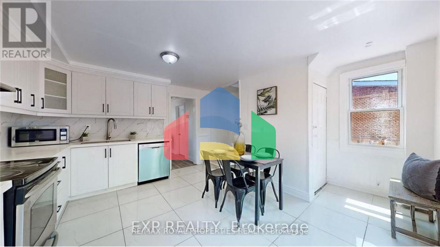 Residential - Single Family Home - Oshawa, Canada - Canada