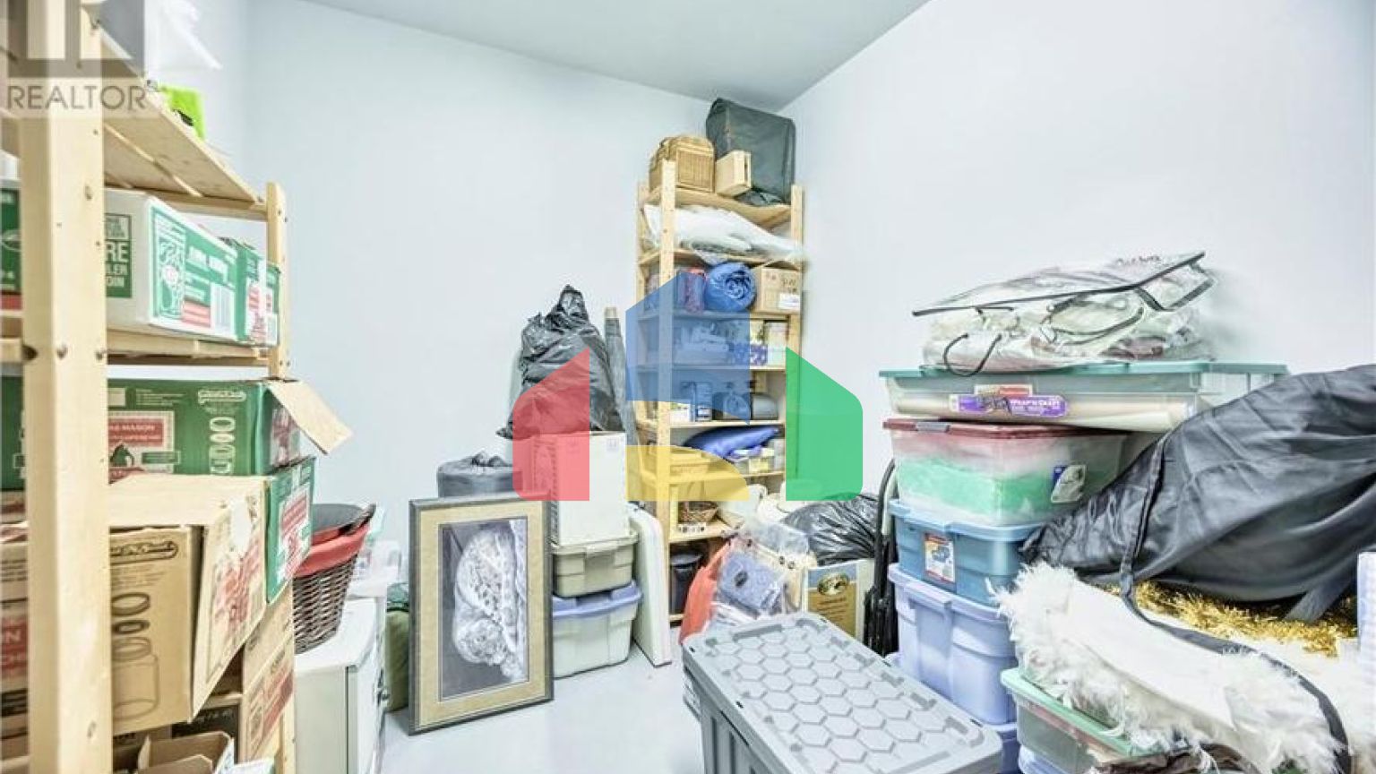 Residential - Single Family Home - Osoyoos, Canada - Canada