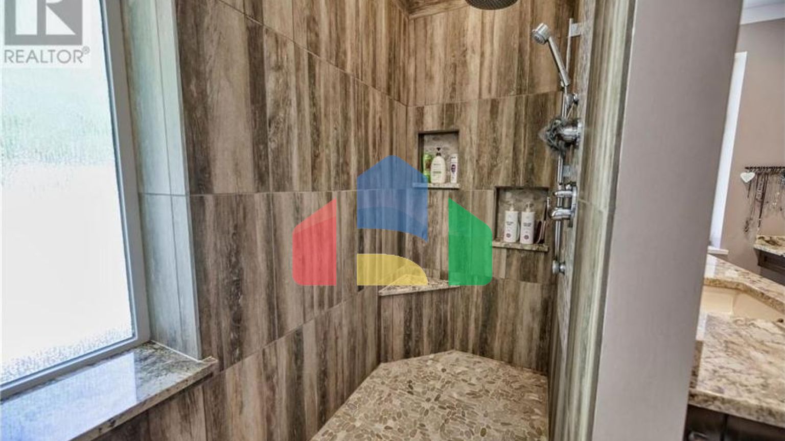 Residential - Single Family Home - Osoyoos, Canada - Canada