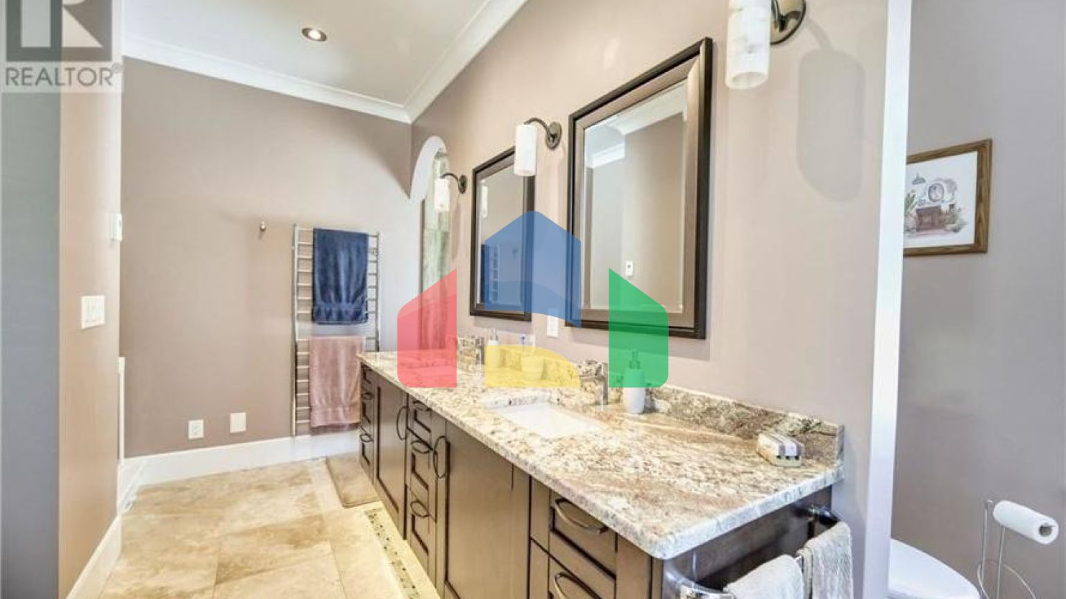 Residential - Single Family Home - Osoyoos, Canada - Canada