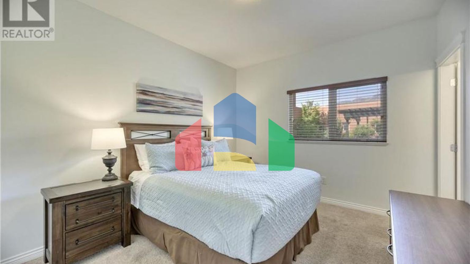 Residential - Condo/Apartment - Osoyoos, Canada - Canada