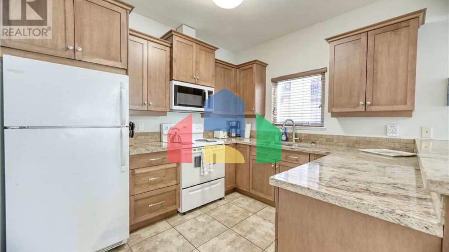 Residential - Condo/Apartment - Osoyoos, Canada - Canada